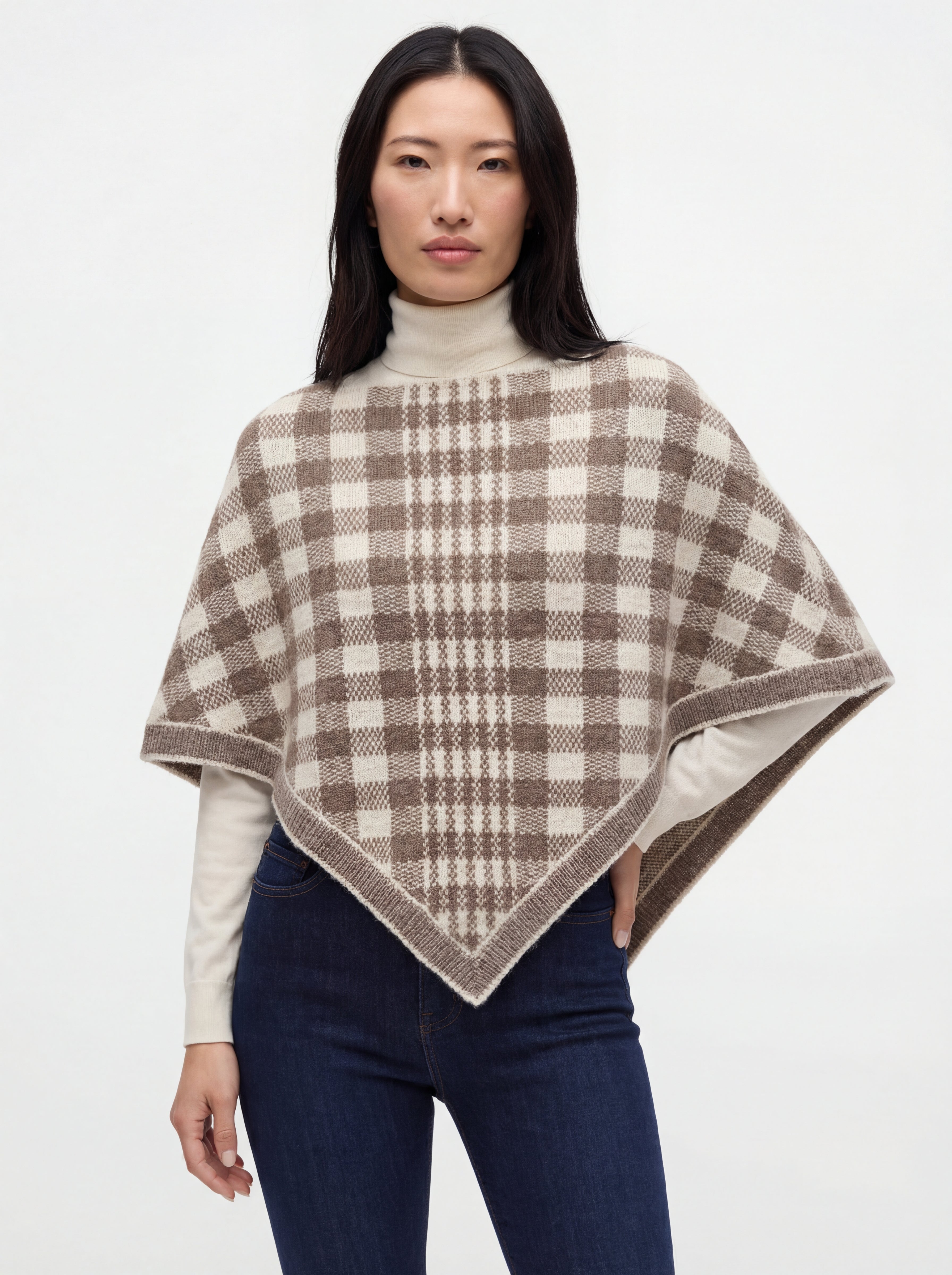 Placid Poncho (Ivory)